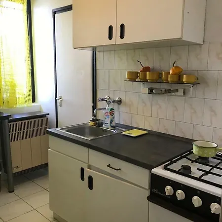 Berlini Krt. Apartman Apartament *